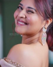 Spicy Anasuya Bharadwaj in Off Shoulder Cream Top Photos 02