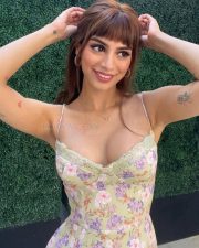 Sridevi Daughter Khushi Kapoor Cleavage in a Floral Dress with Plunging Neckline Pictures 01