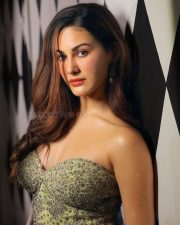 Stunning Amyra Dastur at Pernia s Pop Up Studio in Bandra Photos 03