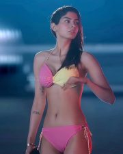 Stunning Khushi Kapoor in a Bikini from Nadaaniyan Movie Photos 02