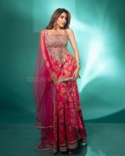 Stunning Nikki Tamboli in a Pink Sleeveless Square Neck Suit Set Pictures 06