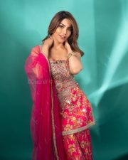 Stunning Nikki Tamboli in a Pink Sleeveless Square Neck Suit Set Pictures 07