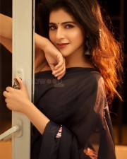 Telugu Actress Iswarya Menon Curvy Beauty Pictures 01 Telugu Actress Iswarya Menon Curvy Beauty Pictures 01