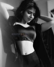 Telugu Actress Iswarya Menon Curvy Beauty Pictures 07 Telugu Actress Iswarya Menon Curvy Beauty Pictures 07