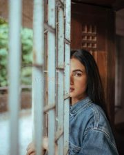 The Power Movie Actress Sonal Chauhan Sexy Pictures 09