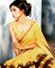 Tv Actress Mouni Roy Sexy Pictures