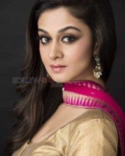 Actress Aishwarya Arjun New Photoshoot Pictures
