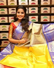 Actress Anupama Parameswaran At Anutex Shopping Mall Grand Festival Prizes And Collection Launch Photos