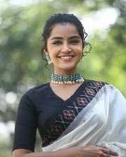 Actress Anupama Parameswaran at 18 Pages Movie Interview Pictures 04