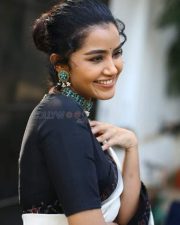 Actress Anupama Parameswaran at 18 Pages Movie Interview Pictures 19