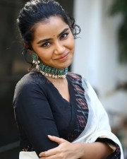Actress Anupama Parameswaran at 18 Pages Movie Interview Pictures 21