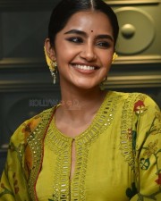 Actress Anupama Parameswaran at The Story Of a Beautiful Girl Movie First Look Launch Photos 12