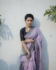 Actress Anupama Parameswaran in a Cotton Saree Photos 02