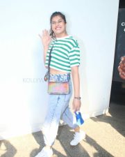 Actress Divinaa Thackur spotted at Airport Arrival Pictures