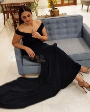 Actress Huma Qureshi Hot Photos
