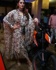 Actress Huma Qureshi at Valimai Movie Pre Release Event Photos 07