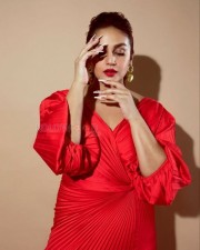 Actress Huma Qureshi in a Red Hot Photoshoot Pictures 02