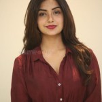Kashmira Pardeshi 33 Actress Kashmira Paradesi At Atnartanasala Teaser Launch Photos