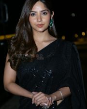 Actress Kashmira Pardeshi at Vinaro Bhagyamu Vishnu Katha Movie Pre Release Event Pictures 10