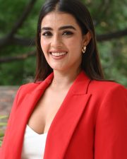 Actress Kavya Thapar at Double Ismart Interview Pictures 33 Actress Kavya Thapar at Double Ismart Interview Pictures 33