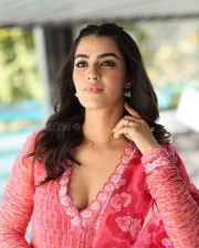 Actress Kavya Thapar at Eagle Movie Interview Photos 17
