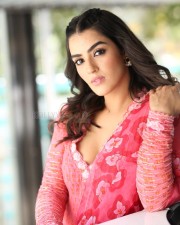 Actress Kavya Thapar at Eagle Movie Interview Photos 22
