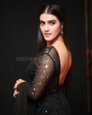 Actress Kavya Thapar at Ooru Peru Bhairavakona Trailer Launch Photos 13