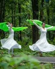 Actress Lavanya Tripathi Legendary Kannanule Song From Bombay Photoshoot Stills