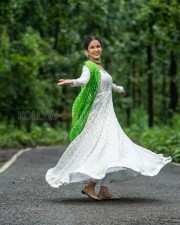 Actress Lavanya Tripathi Legendary Kannanule Song From Bombay Photoshoot Stills