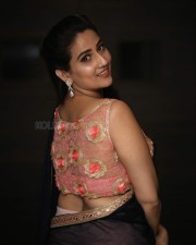 Actress Manjusha At Ninu Veedani Needanu Nene Pre Release Event Pictures
