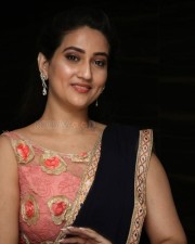 Actress Manjusha At Ninu Veedani Needanu Nene Pre Release Event Pictures