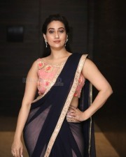 Actress Manjusha At Ninu Veedani Needanu Nene Pre Release Event Pictures