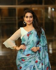 Actress Manjusha At Roshagadu Pre release Event Photos