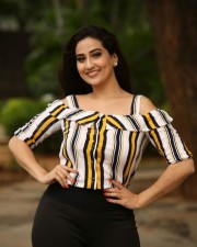 Actress Manjusha At Savyasachi Movie Trailer Launch Photos