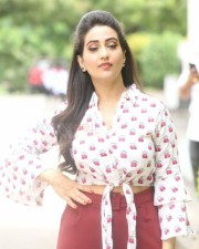 Actress Manjusha At Tenali Ramakrishna Ba Bl Teaser Launch Photos