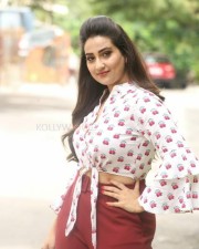 Actress Manjusha At Tenali Ramakrishna Ba Bl Teaser Launch Photos