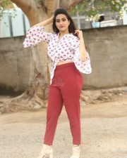Actress Manjusha At Tenali Ramakrishna Ba Bl Teaser Launch Photos