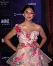 Actress Mrunal Thakur at Hello Hall of Fame Awards South 2023 Pictures 01 Actress Mrunal Thakur at Hello Hall of Fame Awards South 2023 Pictures 01