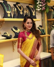 Pragya Jaiswal 46 Actress Pragya Jaiswal Inaugurates Hiya Designer Jewellery Showroom In Tirupati Photos