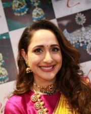 Pragya Jaiswal 44 Actress Pragya Jaiswal Inaugurates Hiya Designer Jewellery Showroom In Tirupati Photos