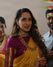 Pragya Jaiswal 26 Actress Pragya Jaiswal Inaugurates Hiya Designer Jewellery Showroom In Tirupati Photos