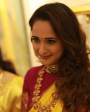 Pragya Jaiswal 23 Actress Pragya Jaiswal Inaugurates Hiya Designer Jewellery Showroom In Tirupati Photos