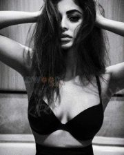 Actress Priya Banerjee Hot Spicy Photos