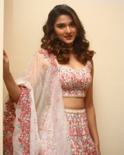 Actress Saiee Manjrekar at Ghani Movie Trailer Launch Photos 19