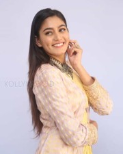 Actress Sana Makbul Latest Pictures