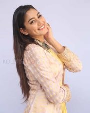 Actress Sana Makbul Latest Pictures