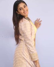 Actress Sana Makbul Latest Pictures