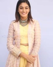 Actress Sana Makbul Latest Pictures