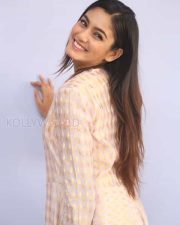 Actress Sana Makbul Latest Pictures