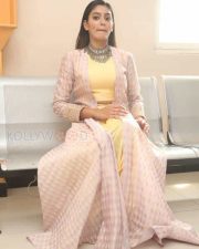 Actress Sana Makbul Latest Pictures